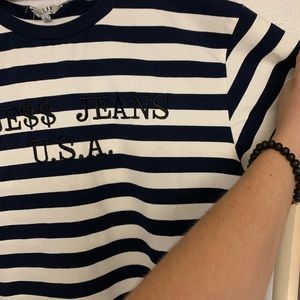 Guess tee shirt